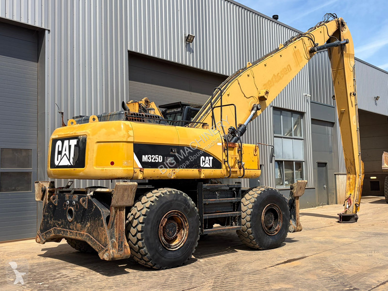 Jeřáb Caterpillar M325DMH