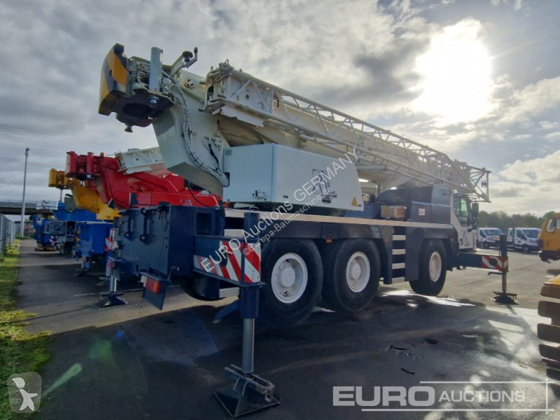 Grue Liebherr LTM1055-3.1