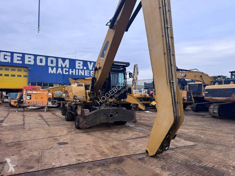 Kran Caterpillar M 322 D MH