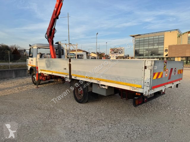 Camion Iveco 79.14 CON GRU FASSI