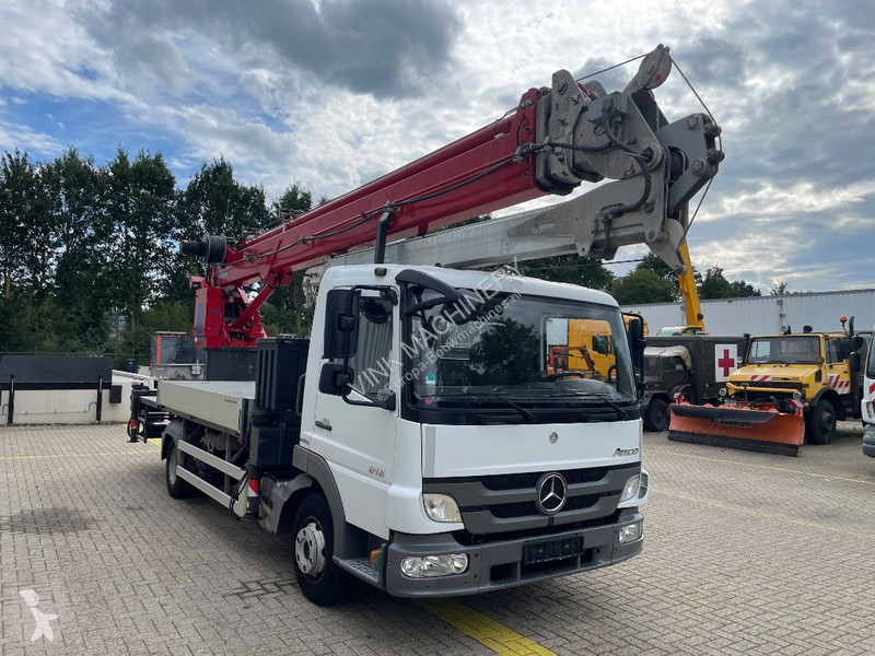 Grua Böcker AK 35/3000 SPS