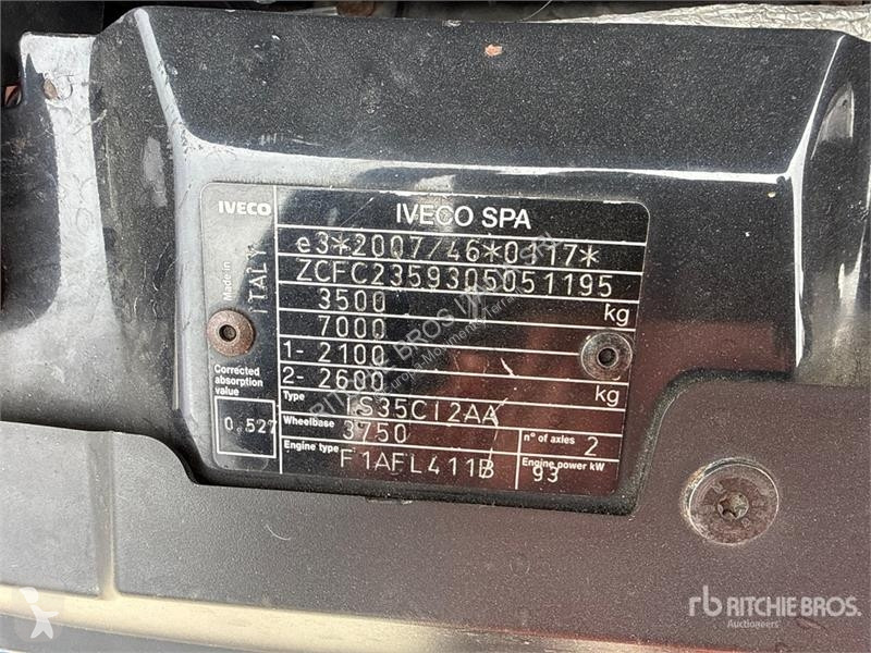 Kran Iveco HC Industrie HC33A3 700 kg on  Iveco...