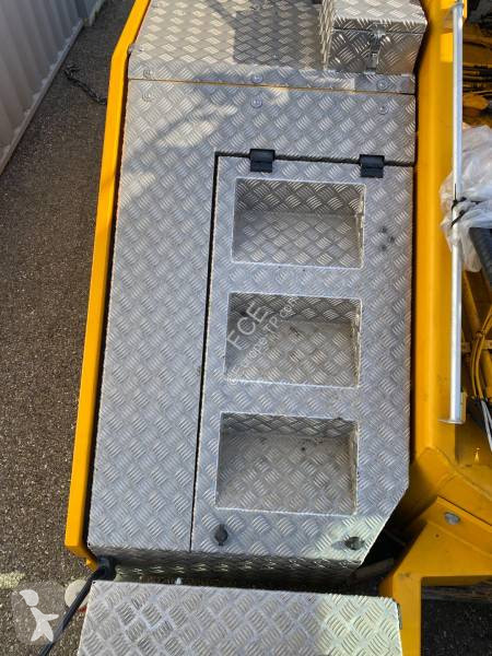 Grue Tadano FAUN ATF 100G-4 8x6 1er Main...