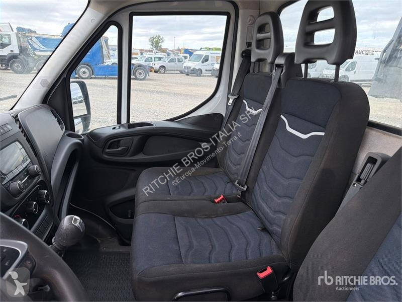 رافعة Iveco Palfinger PK3400 990 kg on  Iveco...