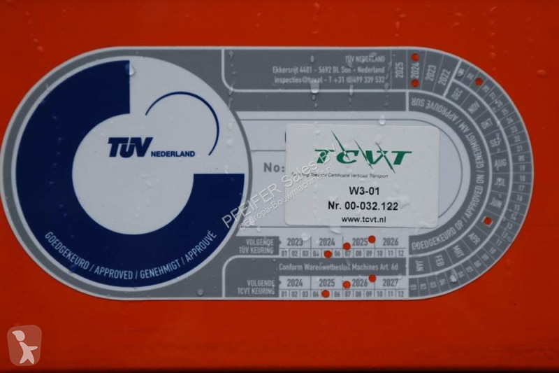 Grua Liebherr 88 Dutch vehicle registration,...