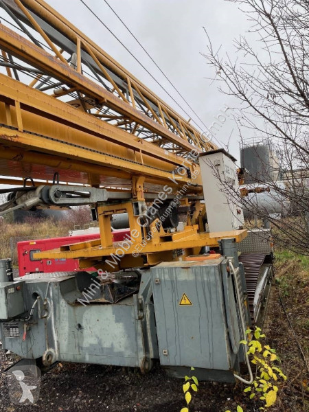 Macara Liebherr 32TTR