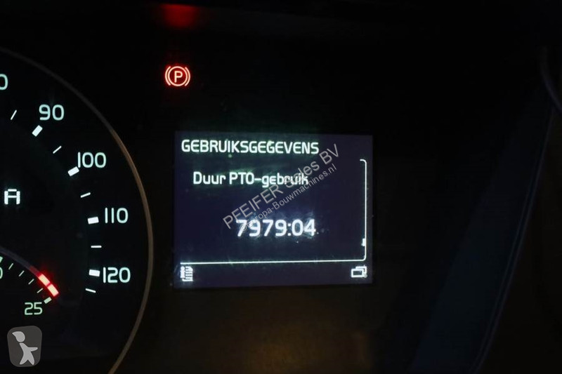 Kran Volvo With Cormach 135tm Crane Volvo 10x4...
