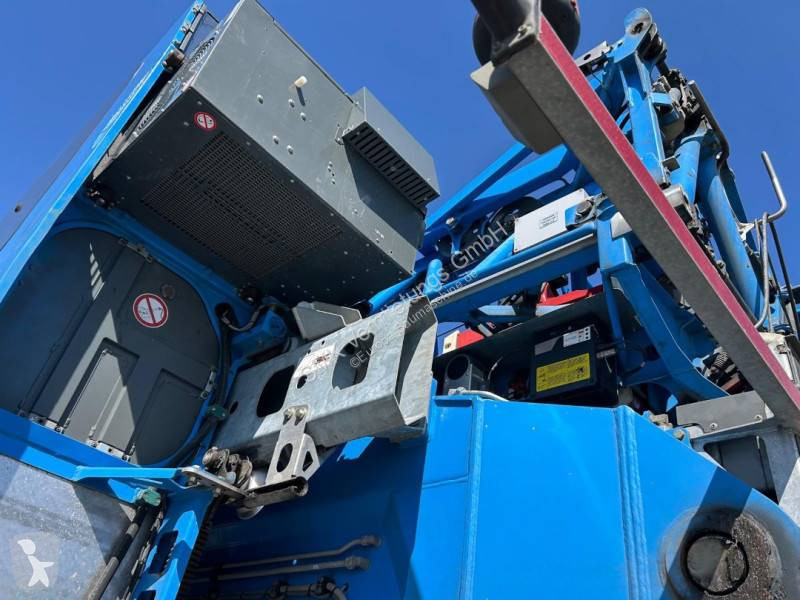 Macara Liebherr MK 140 Plus