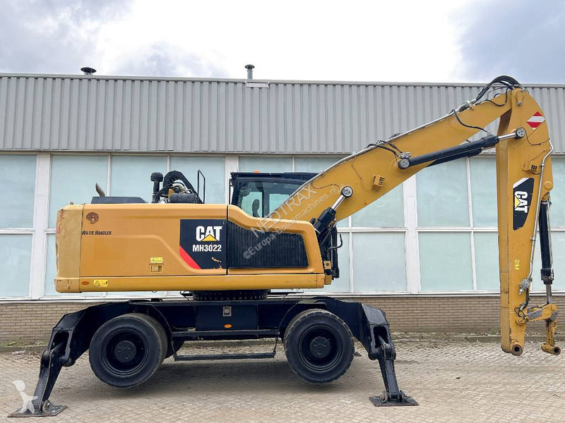 Kran Caterpillar MH3022  2015   CE