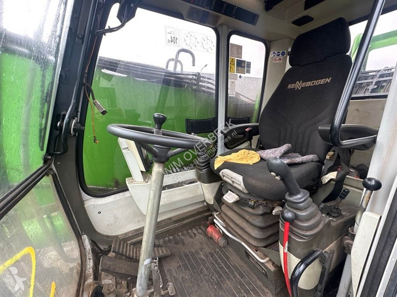 Kran Sennebogen 835E - (For parts)