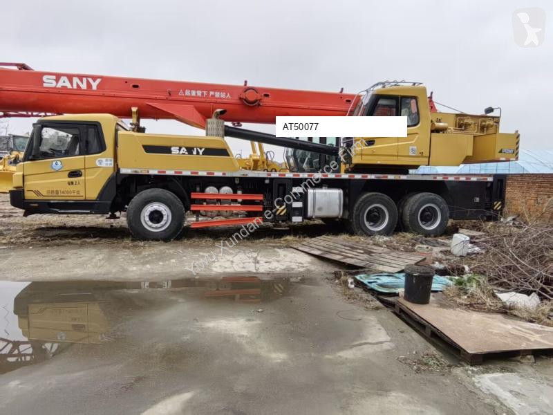 Jeřáb Sany STC250T