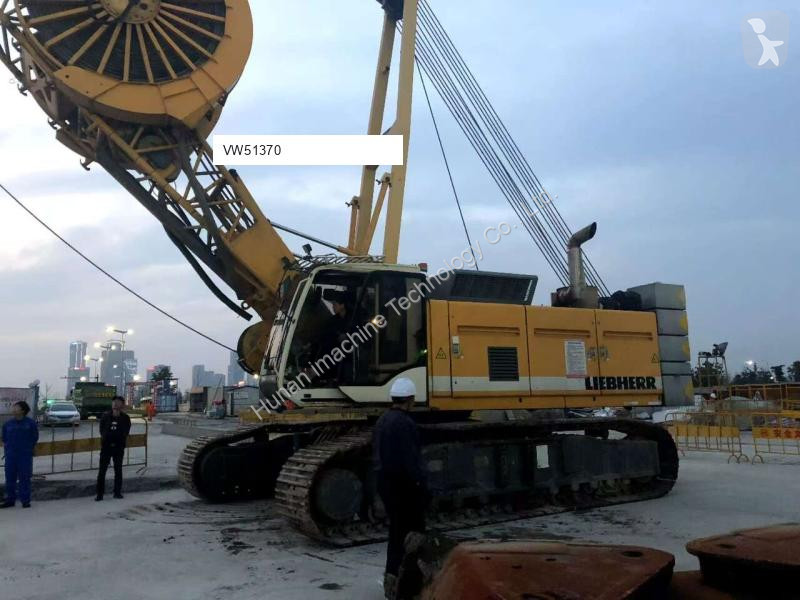 رافعة Liebherr HS855HD