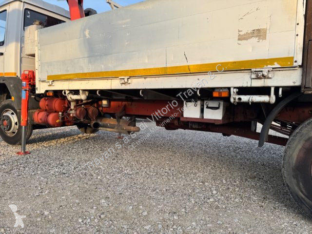 Camion Iveco 79.14 CON GRU FASSI
