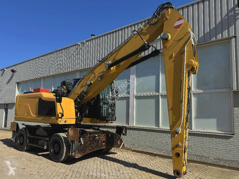 Jeřáb Caterpillar MH 3022