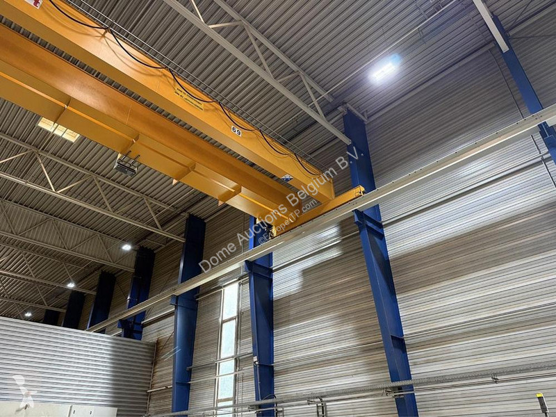 Кран  10 T X 28470 Mm