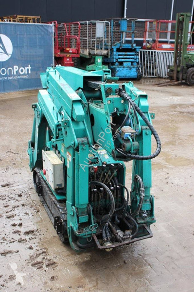 Grue Aichi UJ012