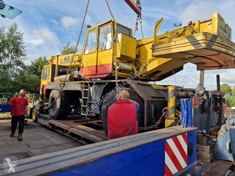 Kran Liebherr 1035