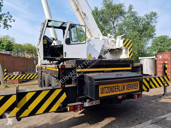 Kraan  and all terrain cranes S60 Century 2