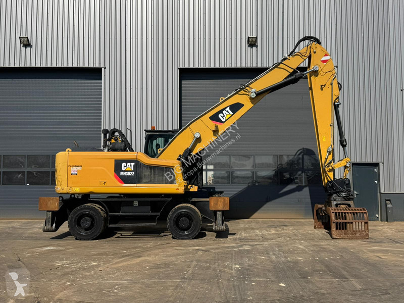 Kran Caterpillar MH3022