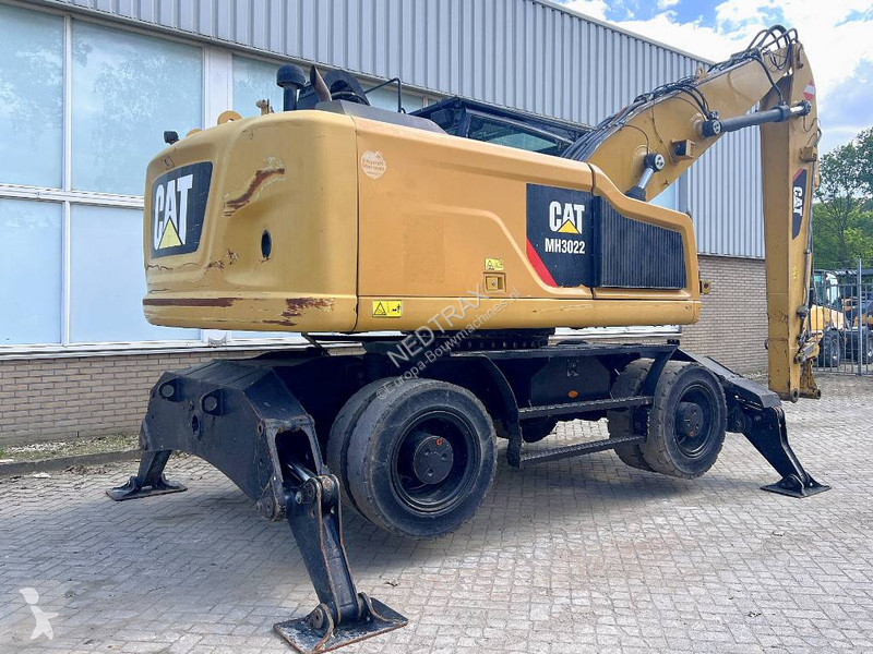 Gru Caterpillar MH 3022    2015    CE