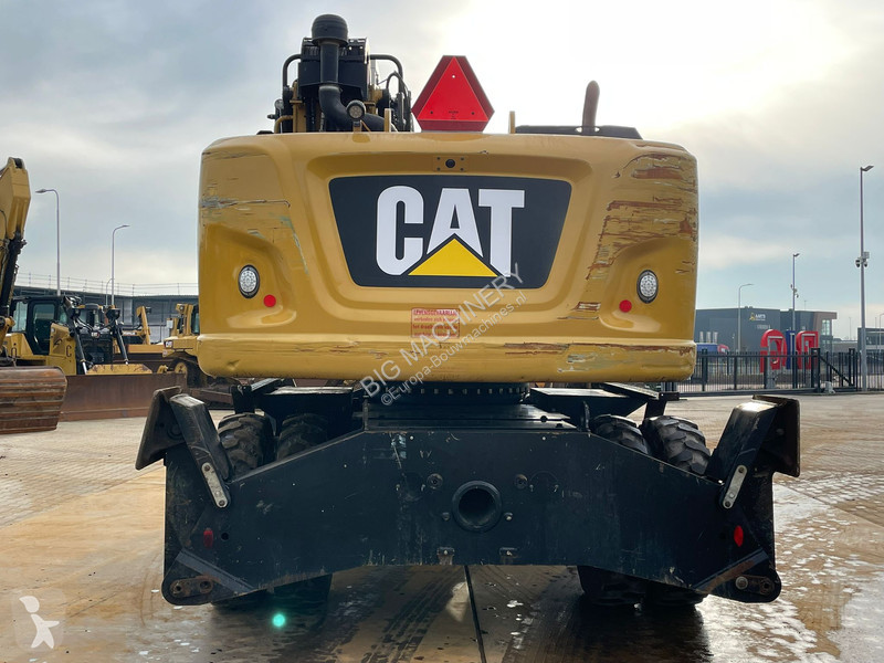 Jeřáb Caterpillar MH3024