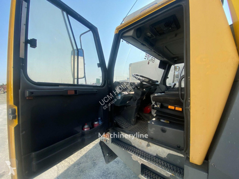 Žeriav Grove Grove GMK 5200