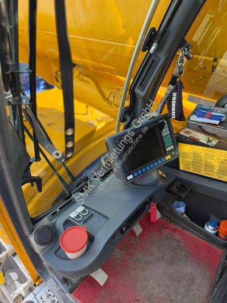 رافعة Liebherr 1100-5.2