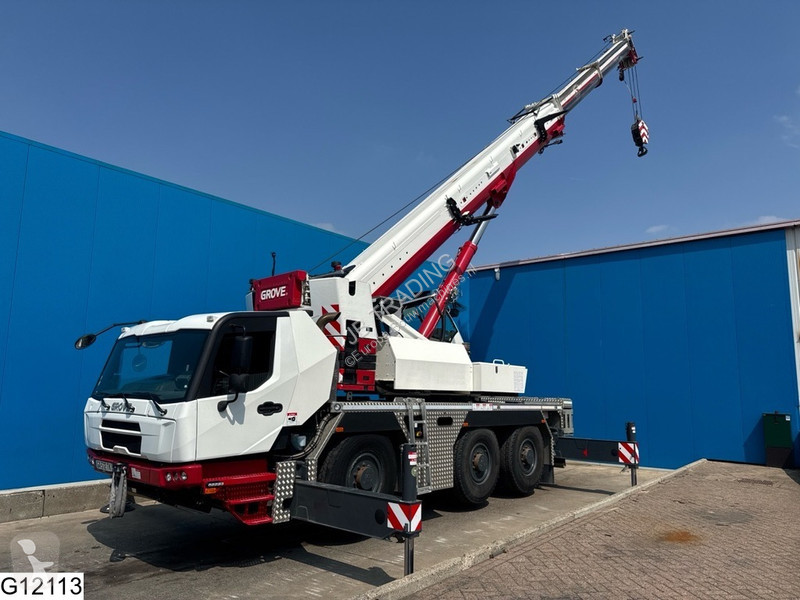 Jeřáb Grove GMK3060L-1 6x6, 60.000 kg, 48 m