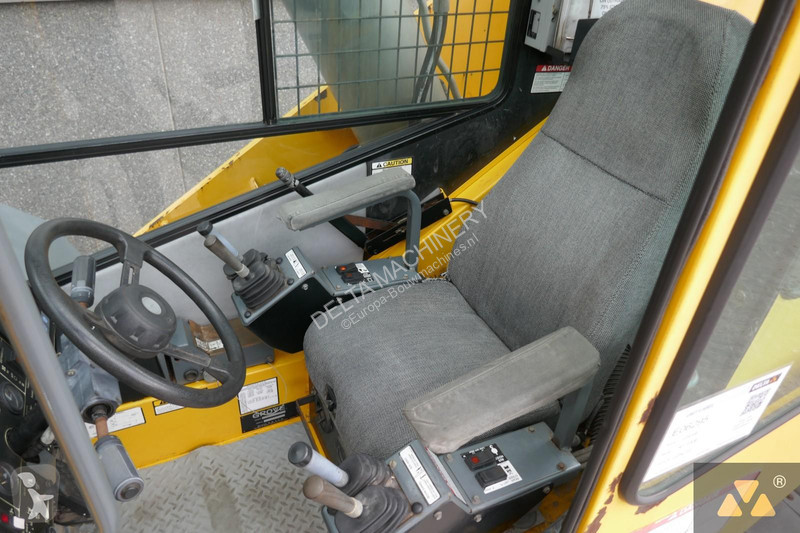 Kran Grove RT700E