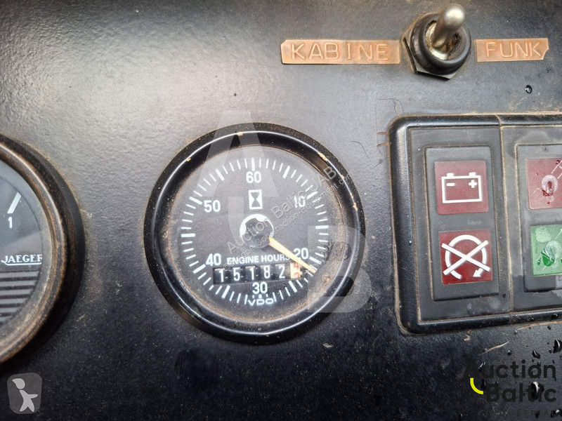 Grue Mercedes Actros 3331