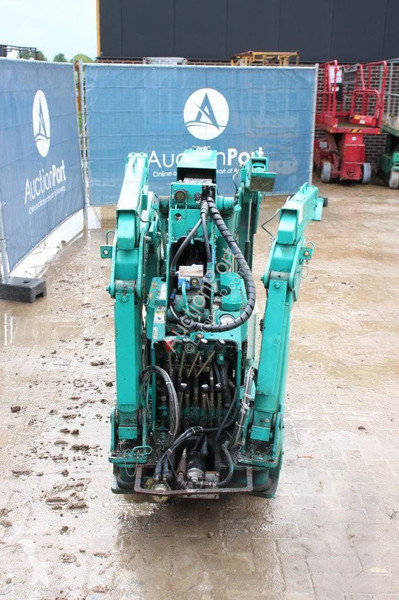 Grue Aichi UJ012
