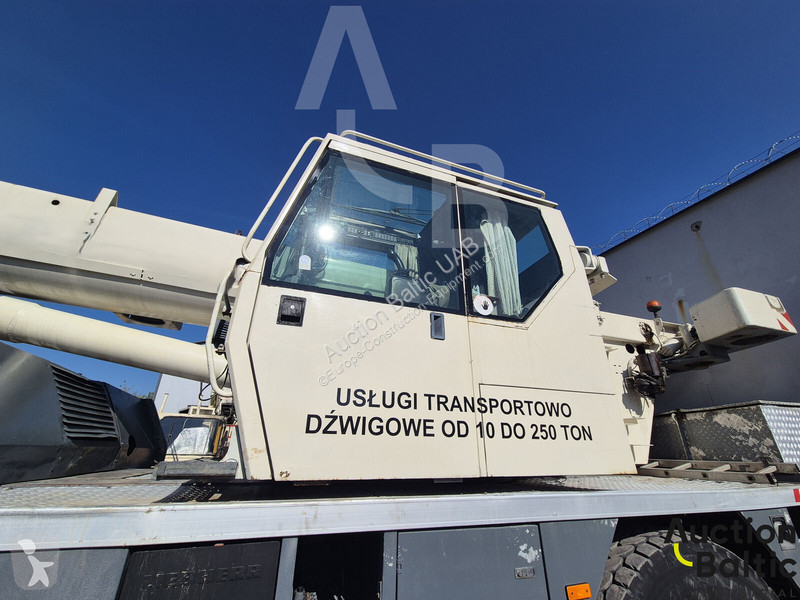 Grue Liebherr 1030-2