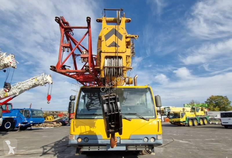 Grue Liebherr 1055/1 mobile crane