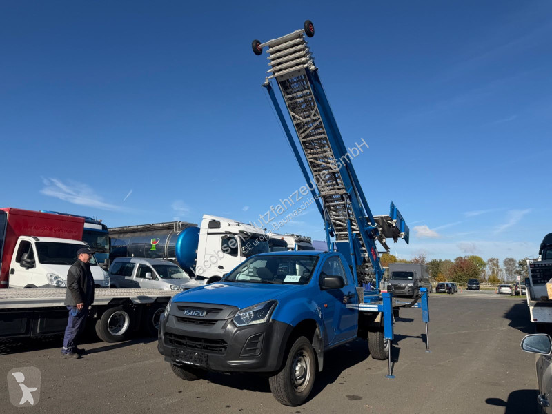 Dźwigi Isuzu D-MAX  4x4 Allrad Möbellift...