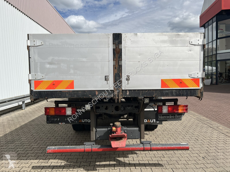 Camion Mercedes Axor 1828 A 4x4 Axor 1828 A 4x4...