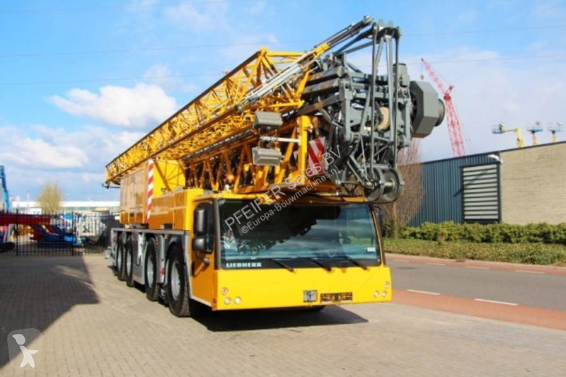 Macara Liebherr 88 Plus Valid Inspection, 45 m...