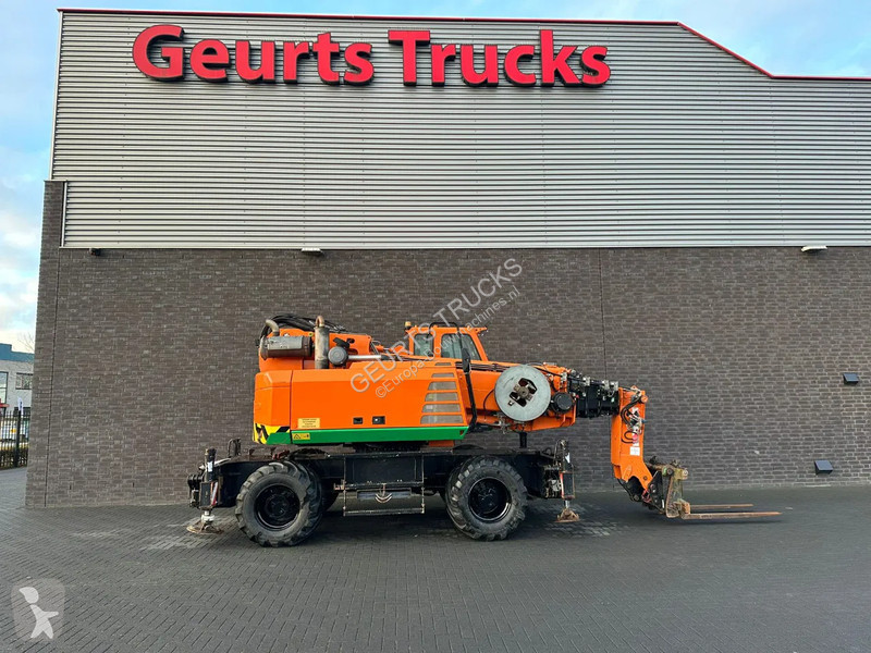 Grua Sennebogen 608 MULTICRANE/ROUGH TERRAIN...