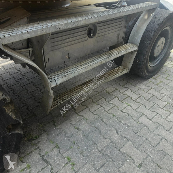 رافعة Liebherr LH22