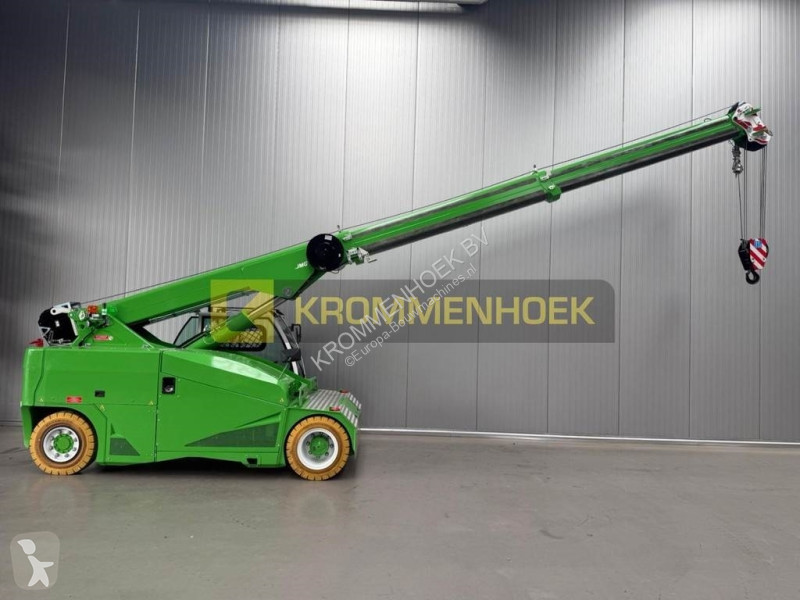 Grua JMG MC 100 HY Hybrid pick & carry crane