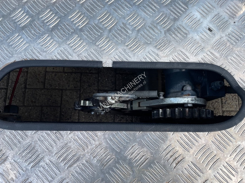 Grua Böcker AHK 30/1500
