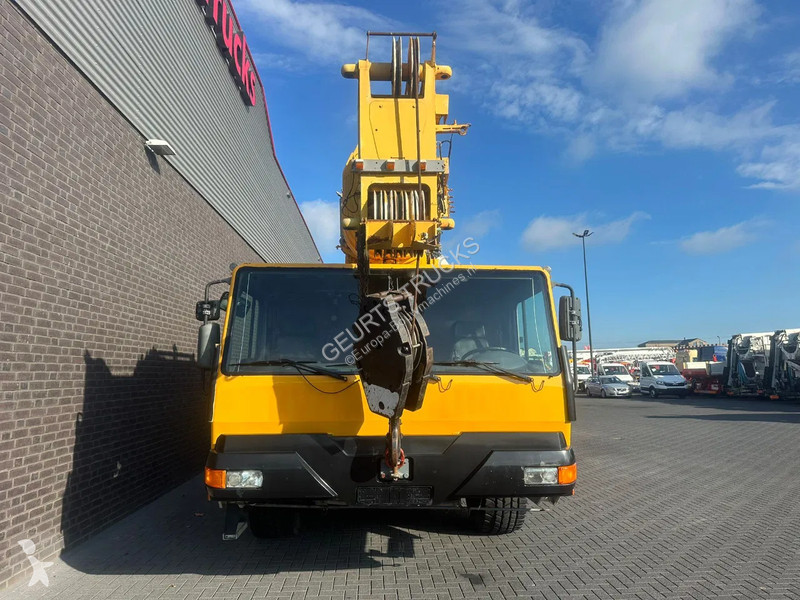 Grua Liebherr 1080 L 8X6