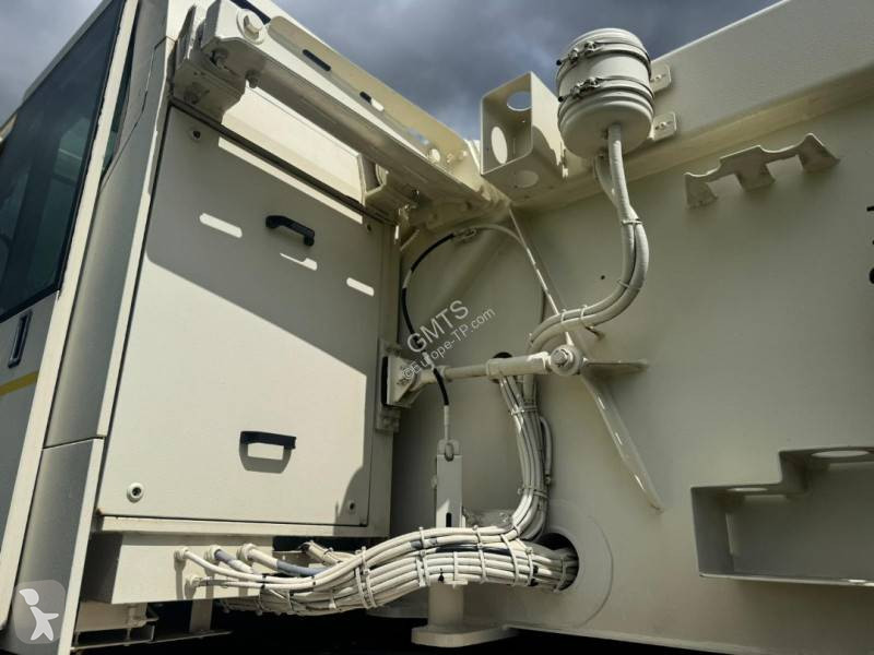 Žeriav Liebherr 1030-2