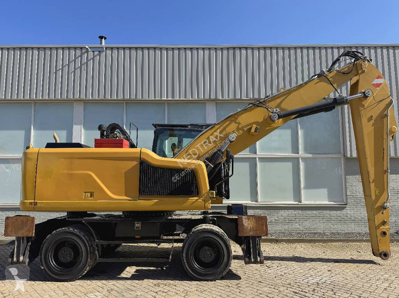 Jeřáb Caterpillar MH 3022