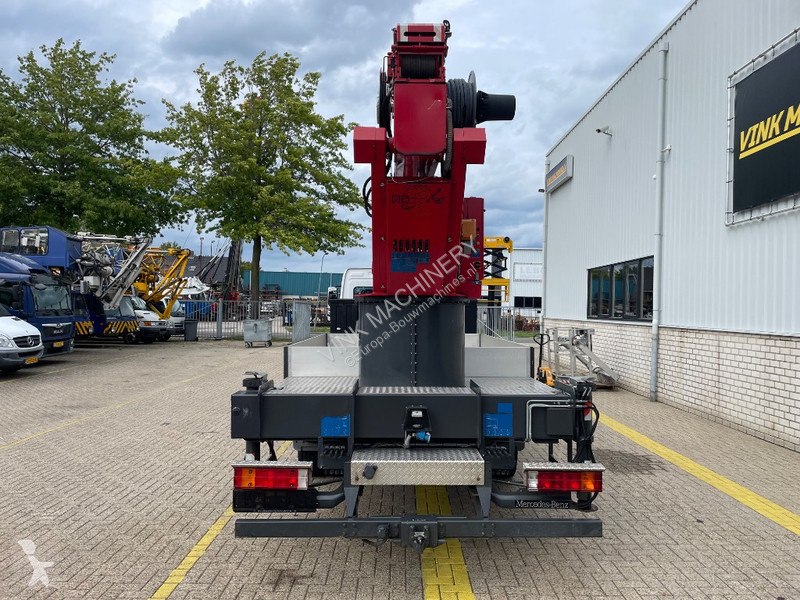 Grua Böcker AK 35/3000 SPS
