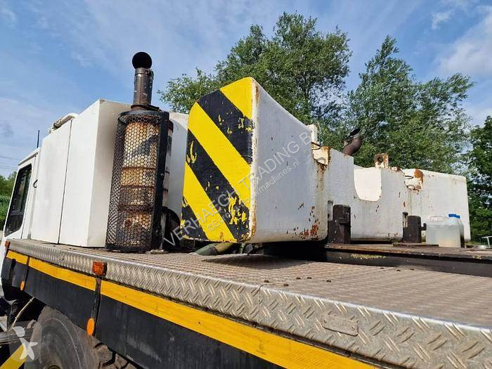 Kraan  and all terrain cranes S60 Century 2