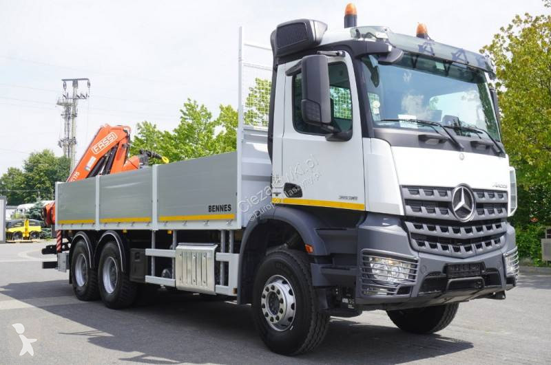 Kran Mista AROCS 2636 Flatbed / HDS FASSI F175...