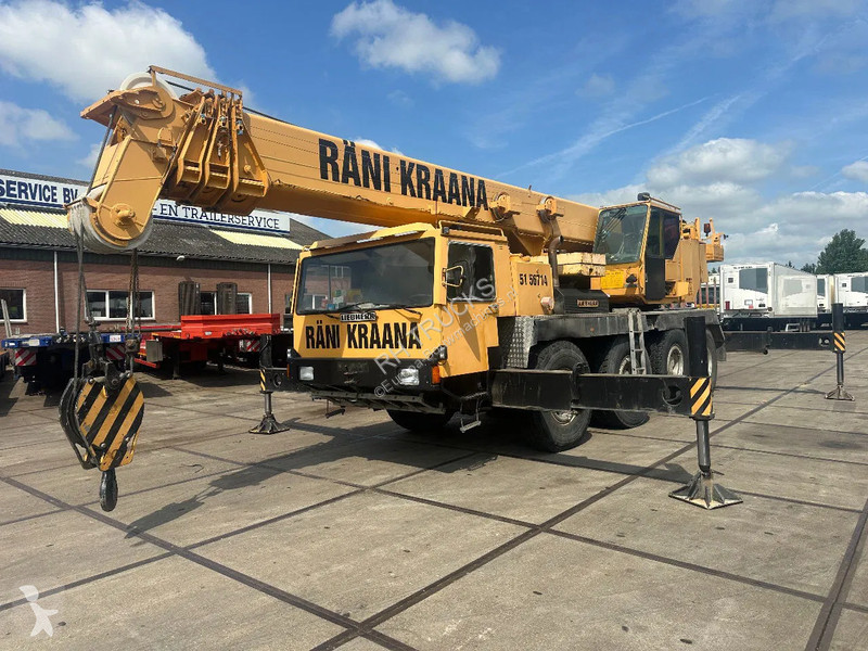 Kran Liebherr 1070 8X8