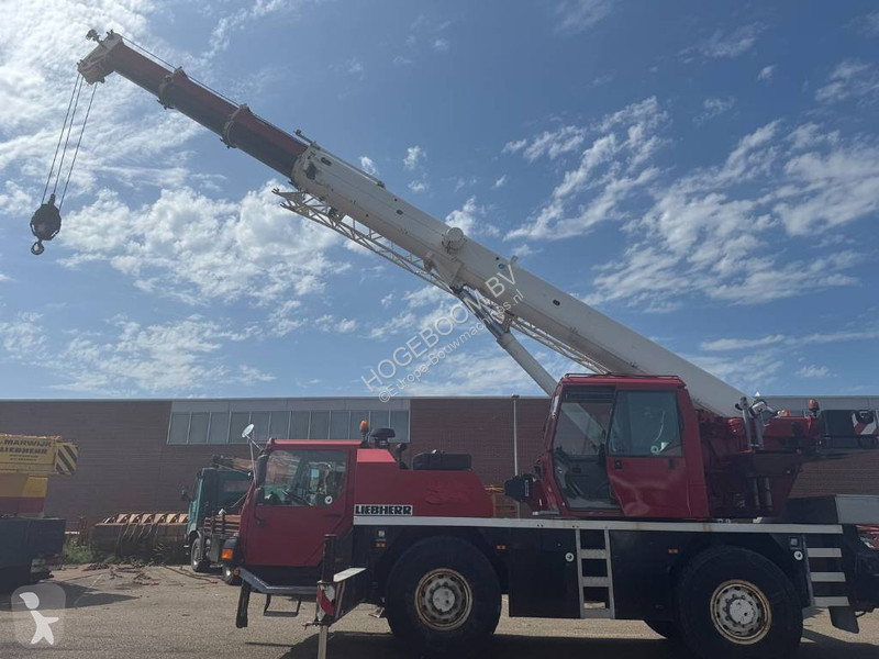 Žeriav Liebherr 1030-2.1 ( WITH JIB )