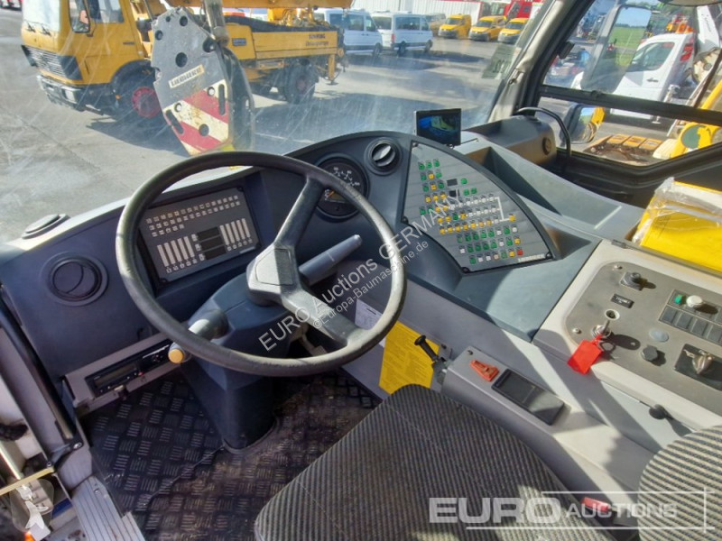 Grue Liebherr LTM1055-3.1