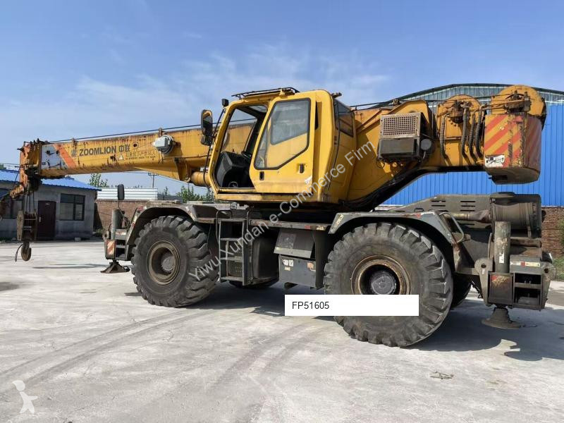 Žeriav Zoomlion RT50